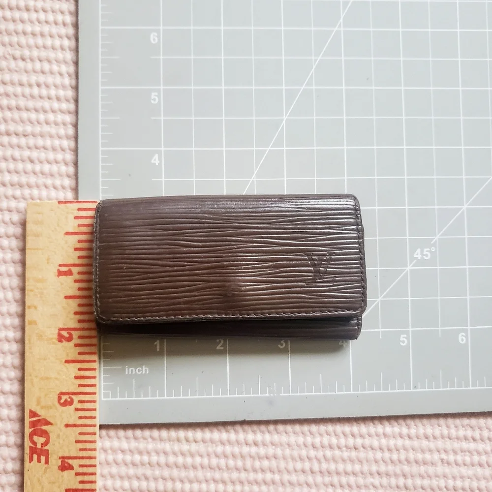 Louis Vuitton Brown Epi Leather Key Holder Case Pouch